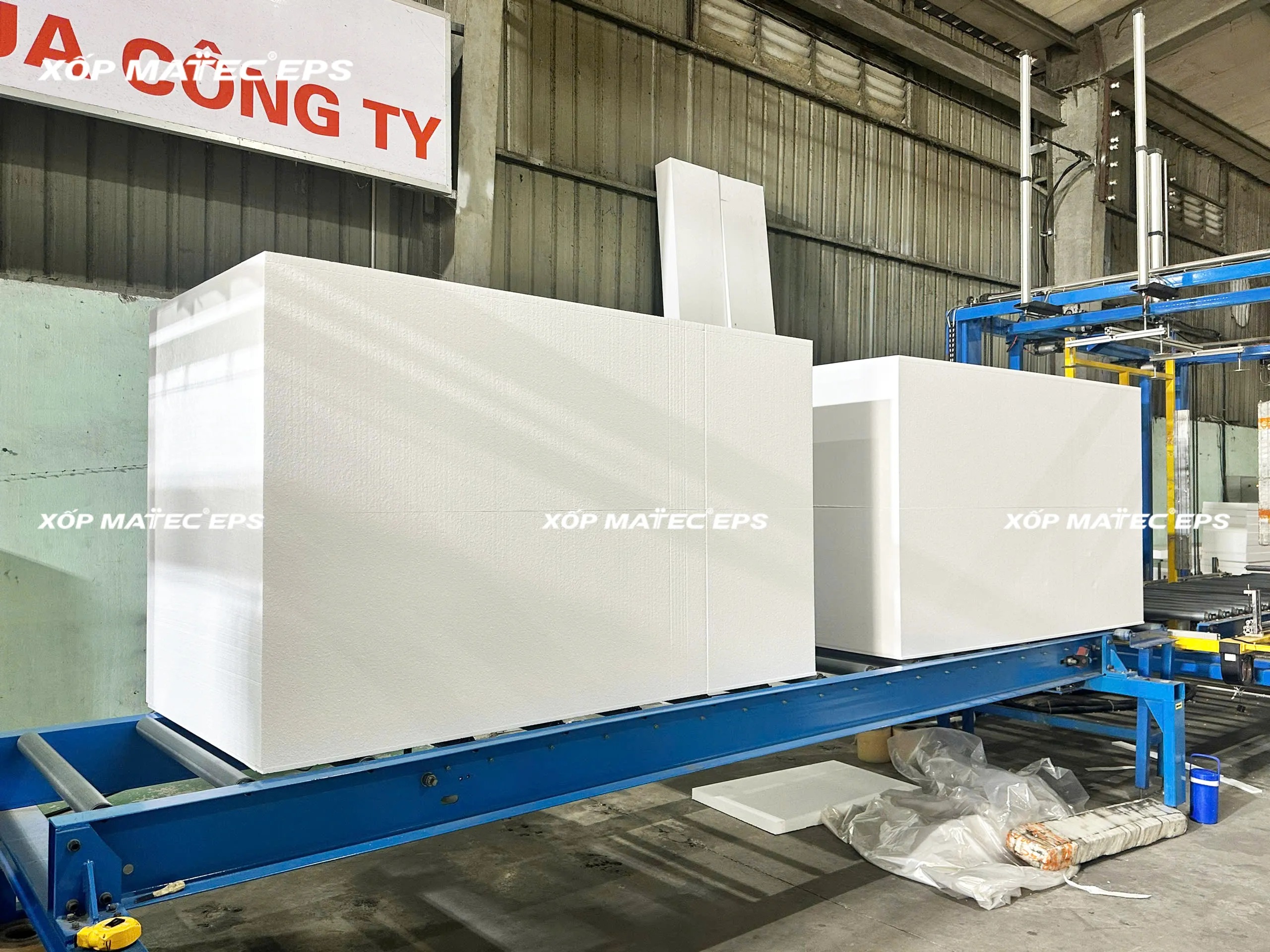 Dây chuyền cắt xốp tự động